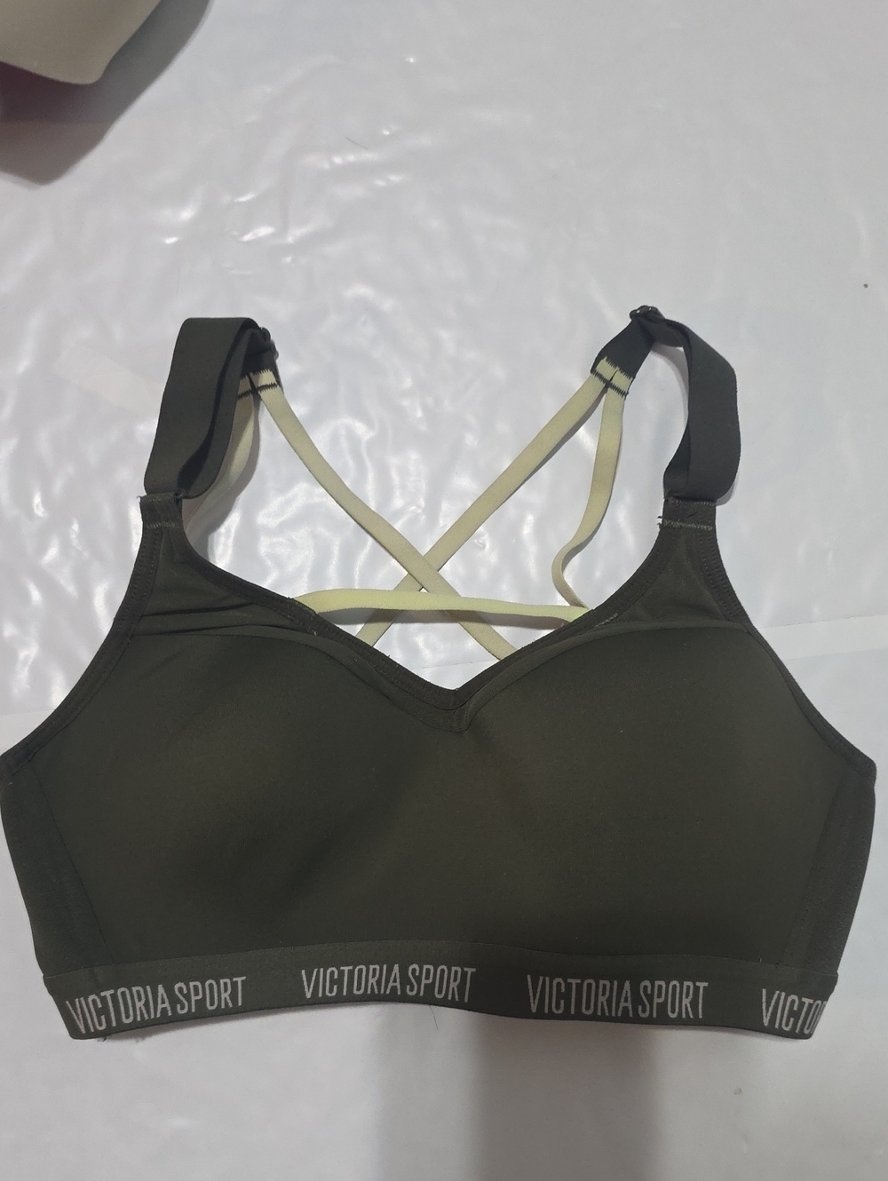Victoria's Secret Incredibly Lightweight VSX 32C